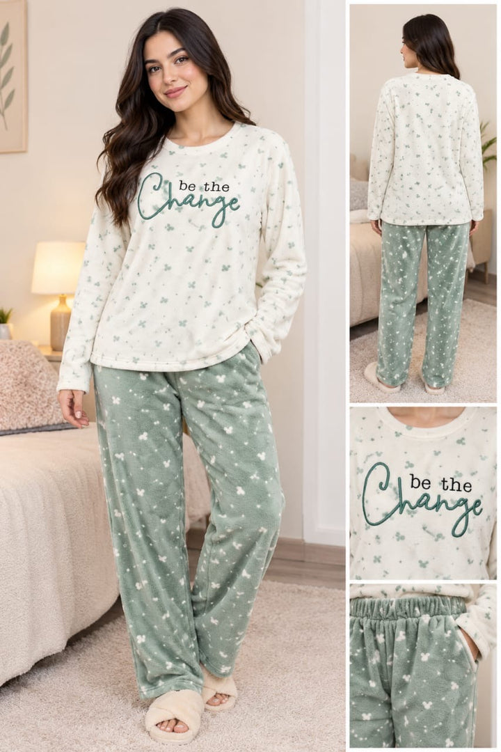 Women's Plush Printed Pajama Set
